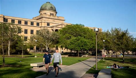 Texas higher education changes strengthen, weaken power of campus admin